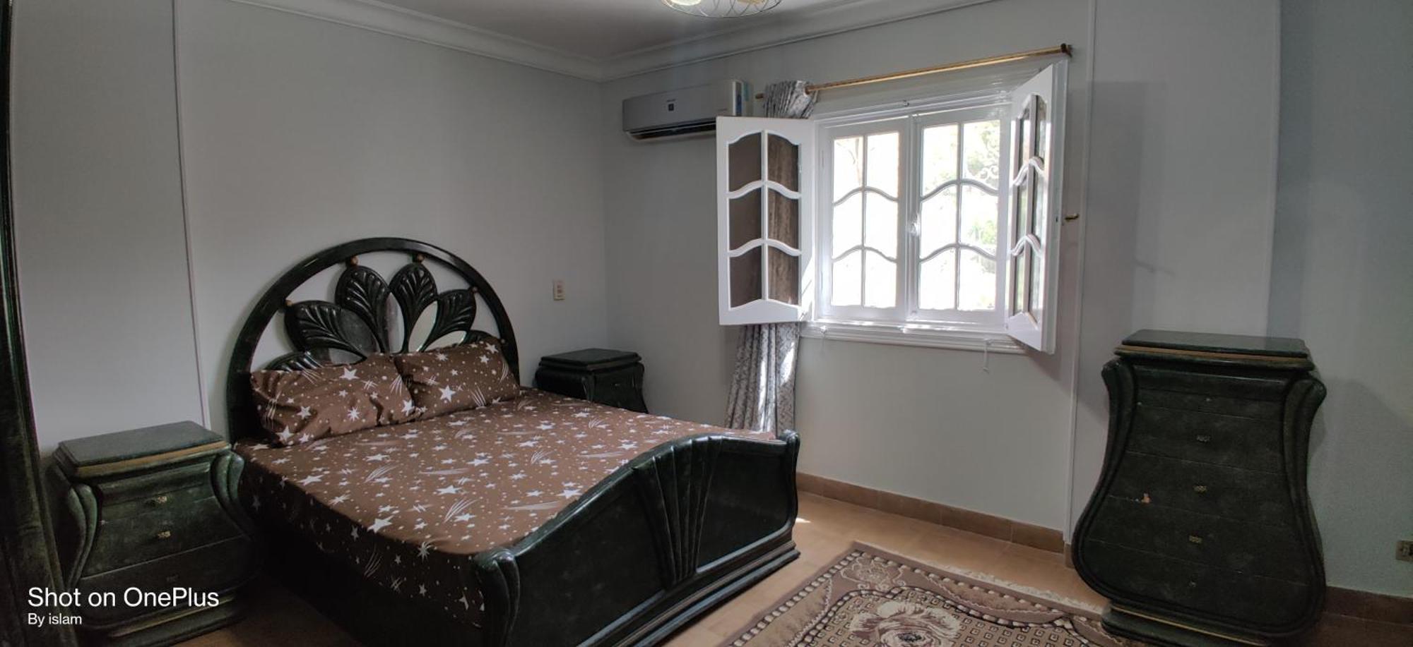 Comfy In Giza Cairo Family Only Apartment